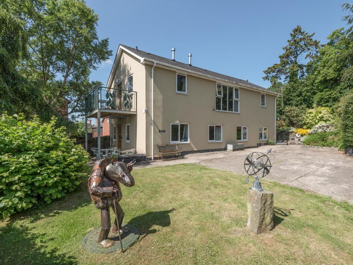 Ferienwohnung The Schoolhouse Bakehouse Bishop's Castle Exterior foto
