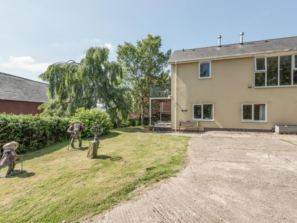 Ferienwohnung The Schoolhouse Bakehouse Bishop's Castle Exterior foto
