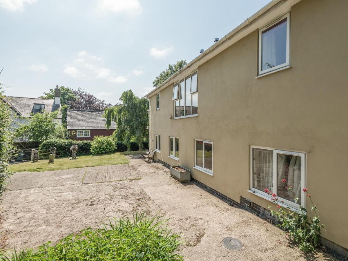 Ferienwohnung The Schoolhouse Bakehouse Bishop's Castle Exterior foto